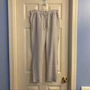 lululemon on the fly woven 7/8 pant